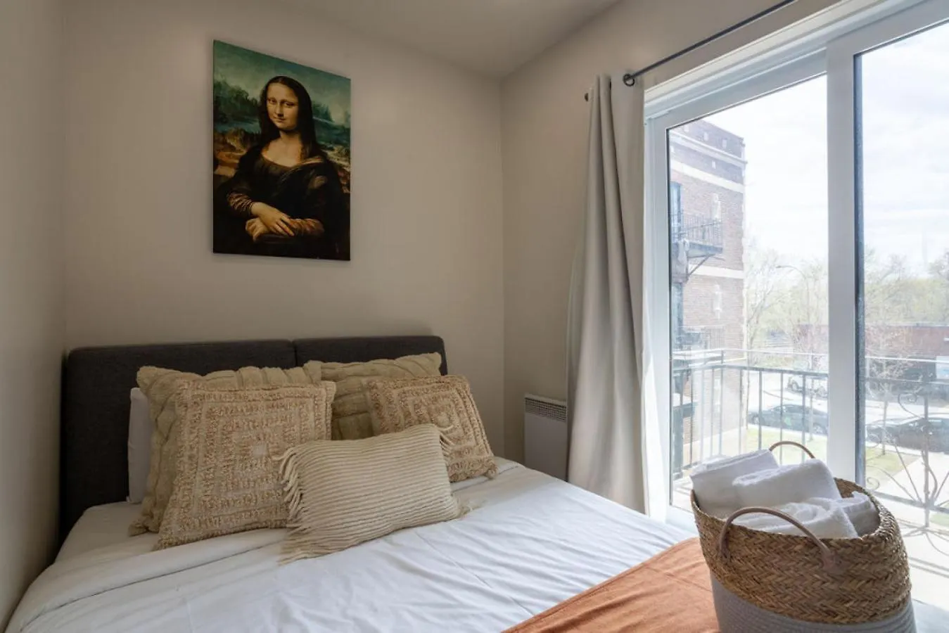 Beautiful 3Br Residence In Mtl Ndg Montreal 0*,  Canada