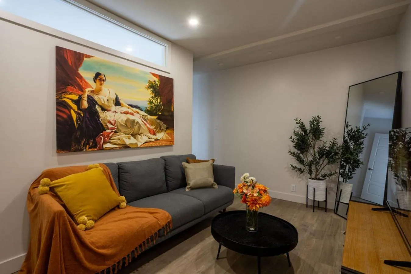 Beautiful 3Br Residence In Mtl Ndg Montreal